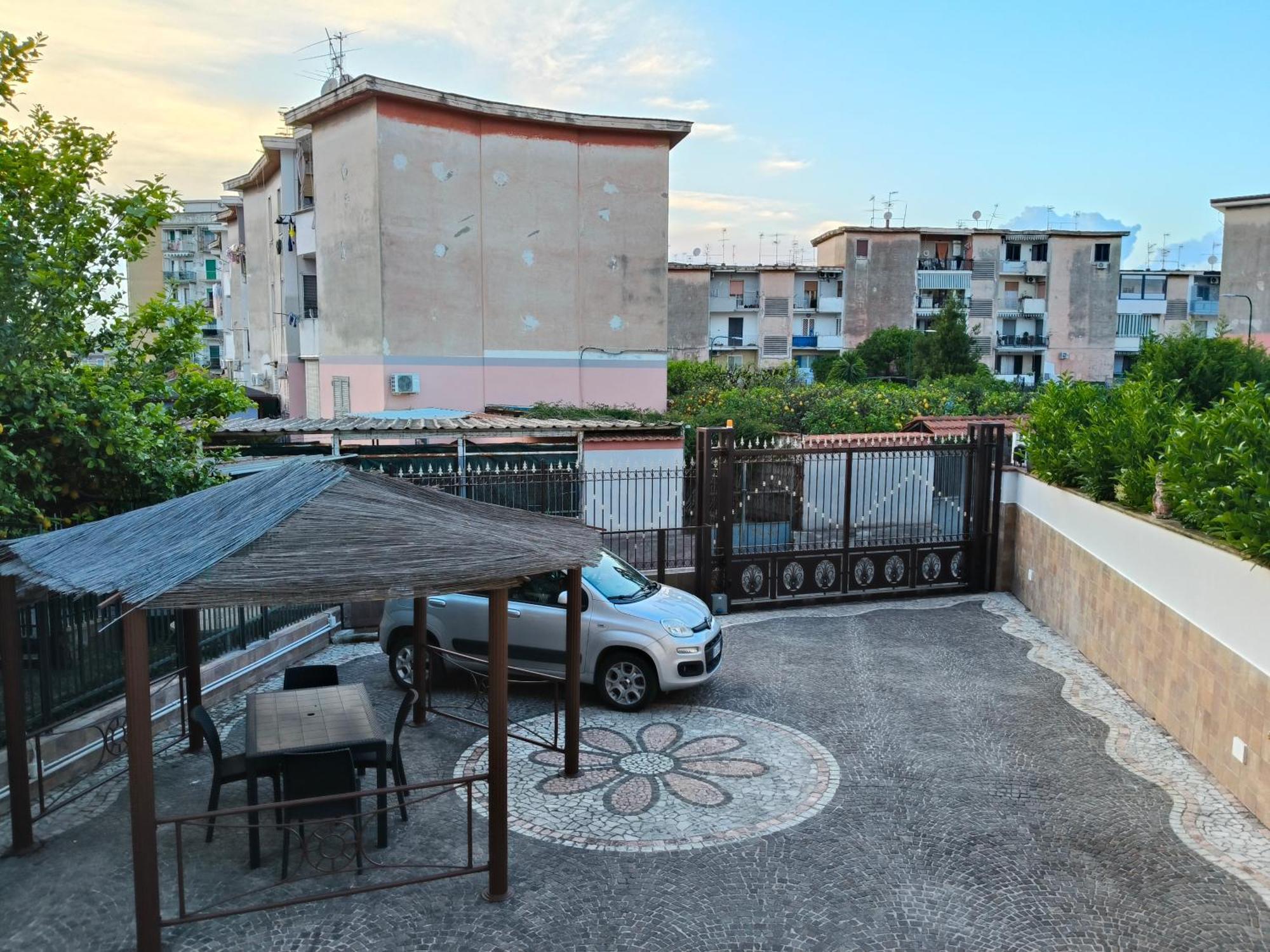 Casaros * Napoli